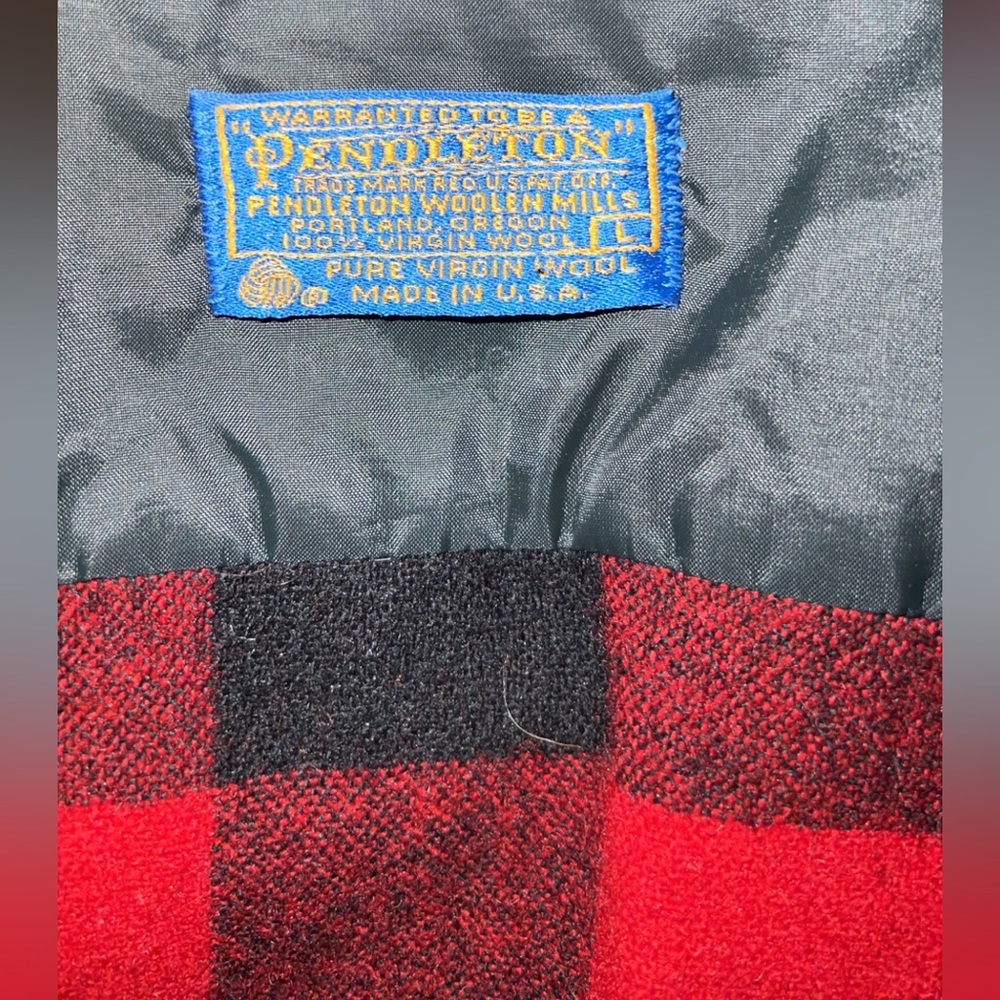 Pendleton 100% Virgin wool Red and Black Plaid Classic Lumberjack Flannel - Picture 8 of 8